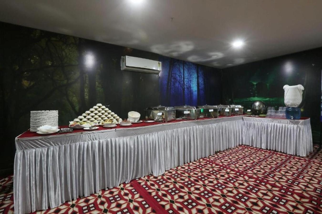 Hotel Castle Blue Neu-Delhi Exterior foto