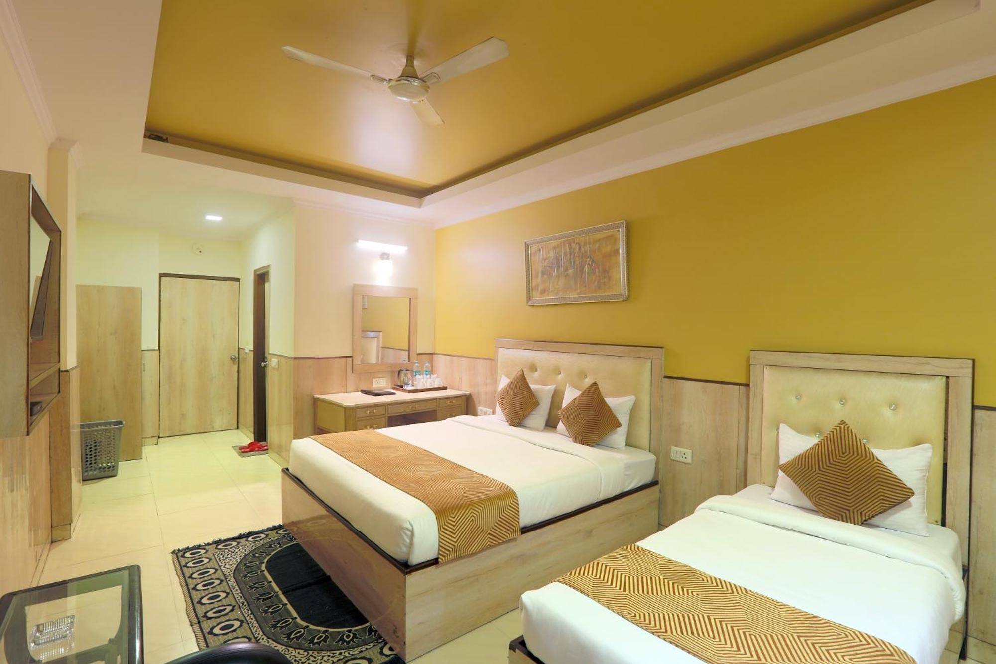Hotel Castle Blue Neu-Delhi Exterior foto